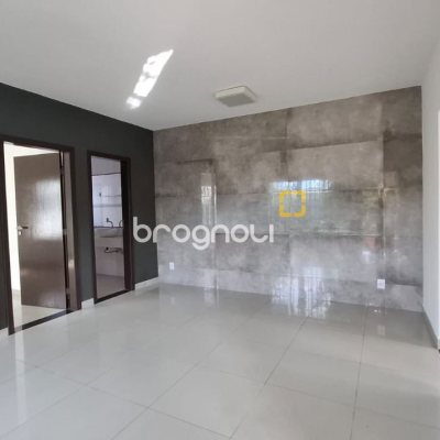 Casa de Condomínio com 105m², 2 quartos, 2 garagens, no bairro São João do Rio Vermelho em Florianópolis