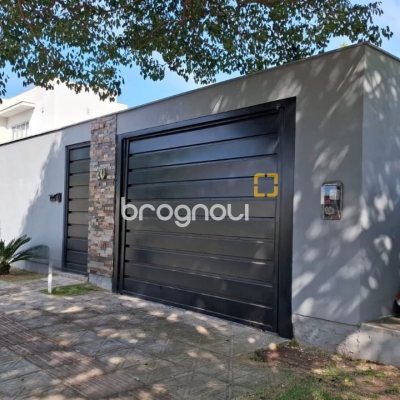 Casa de Condomínio com 105m², 2 quartos, 2 garagens, no bairro São João do Rio Vermelho em Florianópolis