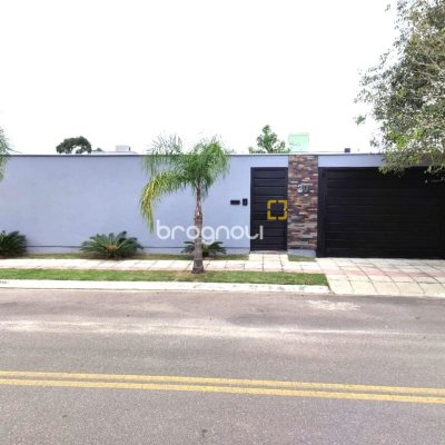 Casa de Condomínio com 105m², 2 quartos, 2 garagens, no bairro São João do Rio Vermelho em Florianópolis