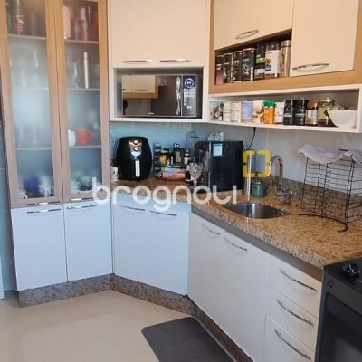 Apartamento com 75m², 3 quartos, 1 garagem, no bairro Estreito em Florianópolis
