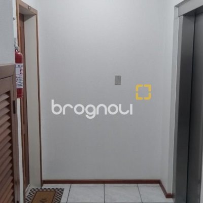 Apartamento com 75m², 3 quartos, 1 garagem, no bairro Estreito em Florianópolis