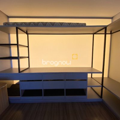 Apartamento com 111m², 3 quartos (sendo 2 suítes), 2 garagens, no bairro Estreito em Florianópolis