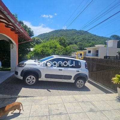 Casa com 130m², 3 quartos (sendo 1 suíte), 1 garagem, no bairro Rio Tavares em Florianópolis