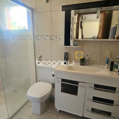 Casa com 130m², 3 quartos (sendo 1 suíte), 1 garagem, no bairro Rio Tavares em Florianópolis