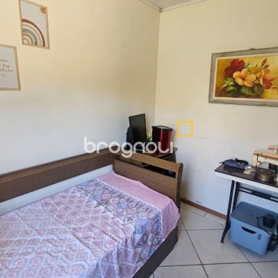 Casa com 130m², 3 quartos (sendo 1 suíte), 1 garagem, no bairro Rio Tavares em Florianópolis