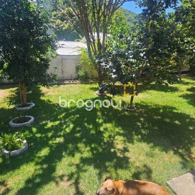 Casa com 130m², 3 quartos (sendo 1 suíte), 1 garagem, no bairro Rio Tavares em Florianópolis