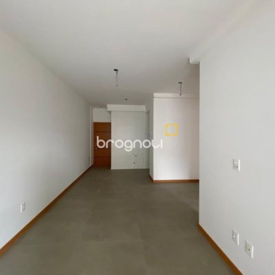 Apartamento com 52m², 1 quarto, 2 garagens, no bairro Itacorubi em Florianópolis