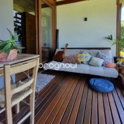 Casa com 362m², 3 quartos (sendo 1 suíte), 2 garagens, no bairro Novo Campeche em Florianópolis