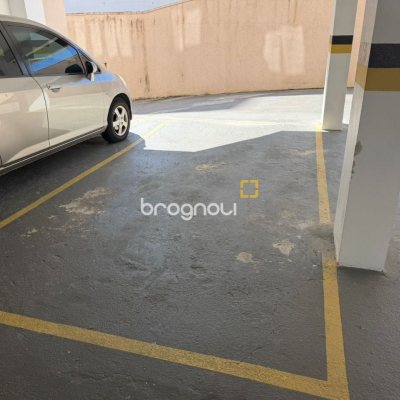 Apartamento com 59m², 2 quartos, 1 garagem, no bairro Trindade em Florianópolis