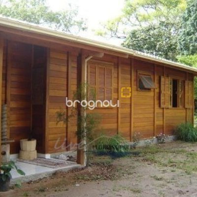 Sítio com 210m², 3 quartos (sendo 2 suítes), 10 garagens, no bairro Ratones em Florianópolis