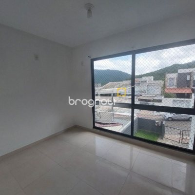 Casa com 86m², 3 quartos (sendo 1 suíte), 1 garagem, no bairro Potecas em São José
