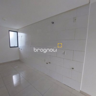 Casa com 86m², 3 quartos (sendo 1 suíte), 1 garagem, no bairro Potecas em São José