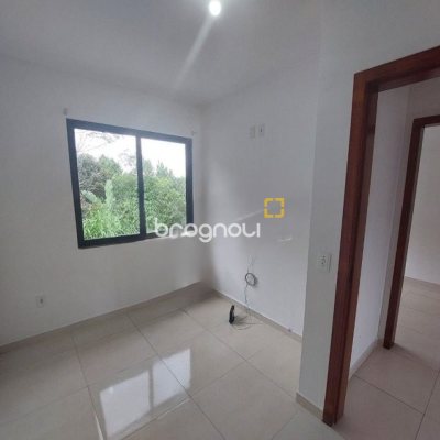 Casa com 86m², 3 quartos (sendo 1 suíte), 1 garagem, no bairro Potecas em São José