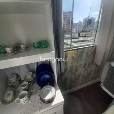 Apartamento com 41m², 1 quarto, 1 garagem, no bairro Campinas em São José