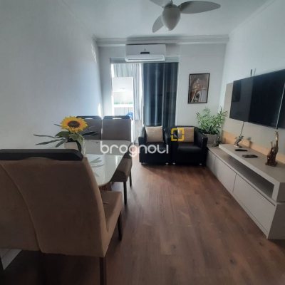 Apartamento com 41m², 1 quarto, 1 garagem, no bairro Campinas em São José