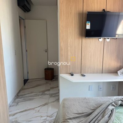 Apartamento com 68m², 2 quartos (sendo 1 suíte), 1 garagem, no bairro Ingleses em Florianópolis
