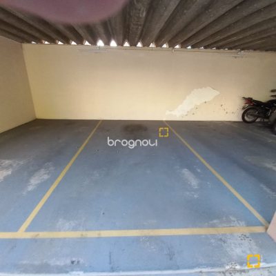 Apartamento com 74m², 3 quartos, 1 garagem, no bairro Campinas em São José