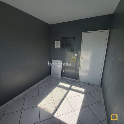 Apartamento com 68m², 3 quartos, 1 garagem, no bairro Barreiros em São José