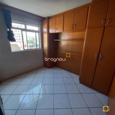 Apartamento com 68m², 3 quartos, 1 garagem, no bairro Barreiros em São José