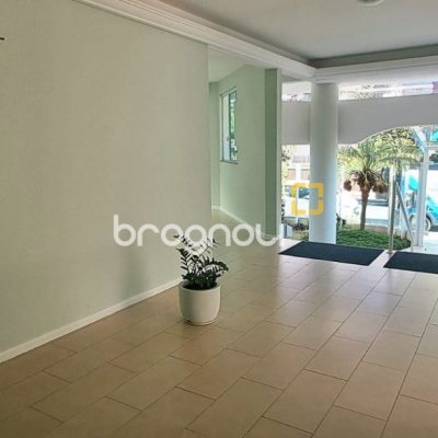 Apartamento com 72m², 2 quartos (sendo 1 suíte), 1 garagem, no bairro Canasvieiras em Florianópolis