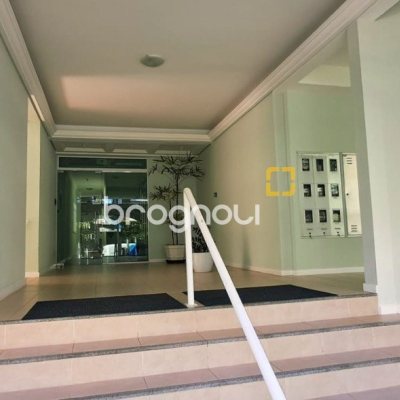 Apartamento com 72m², 2 quartos (sendo 1 suíte), 1 garagem, no bairro Canasvieiras em Florianópolis