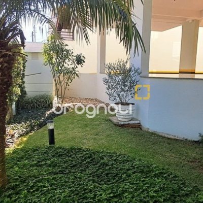 Apartamento com 72m², 2 quartos (sendo 1 suíte), 1 garagem, no bairro Canasvieiras em Florianópolis