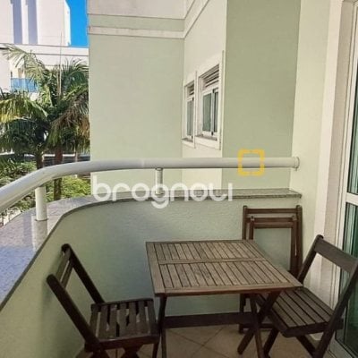 Apartamento com 72m², 2 quartos (sendo 1 suíte), 1 garagem, no bairro Canasvieiras em Florianópolis