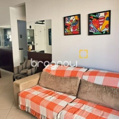 Apartamento com 72m², 2 quartos (sendo 1 suíte), 1 garagem, no bairro Canasvieiras em Florianópolis