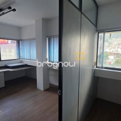 Sala com 36m², no bairro Centro em Florianópolis