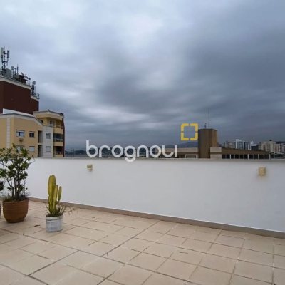 Cobertura com 189m², 3 quartos (sendo 1 suíte), 1 garagem, no bairro Capoeiras em Florianópolis
