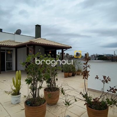 Cobertura com 189m², 3 quartos (sendo 1 suíte), 1 garagem, no bairro Capoeiras em Florianópolis