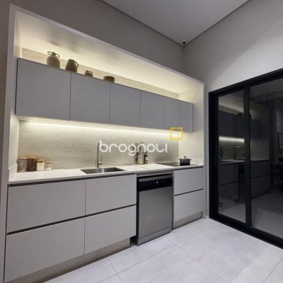 Casa com 144m², 3 quartos (sendo 1 suíte), 2 garagens, no bairro São Sebastião em Palhoça
