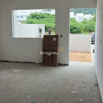Casa com 105m², 2 quartos (sendo 2 suítes), 1 garagem, no bairro Ingleses em Florianópolis