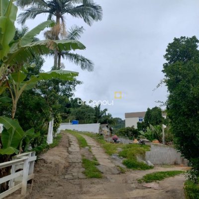 Terreno com 182m², no bairro Vargem do Bom Jesus em Florianópolis