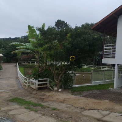 Terreno com 182m², no bairro Vargem do Bom Jesus em Florianópolis