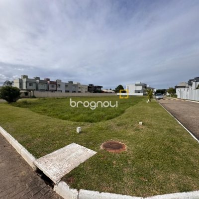 Terreno com 387m², no bairro Campeche em Florianópolis