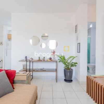 Apartamento com 86m², 3 quartos (sendo 1 suíte), 1 garagem, no bairro Capoeiras em Florianópolis