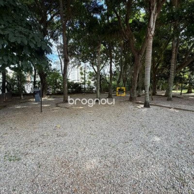 Apartamento com 86m², 3 quartos (sendo 1 suíte), 1 garagem, no bairro Capoeiras em Florianópolis