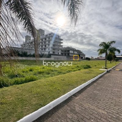 Terreno com 391m², no bairro Campeche em Florianópolis