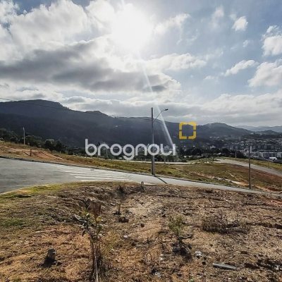 Terreno com 467m², no bairro Jardim Janaina em Biguaçu
