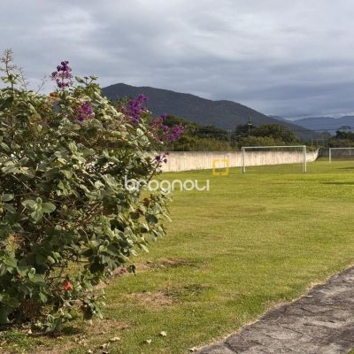 Terreno com 390m², no bairro Campeche em Florianópolis