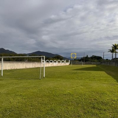 Terreno com 390m², no bairro Campeche em Florianópolis