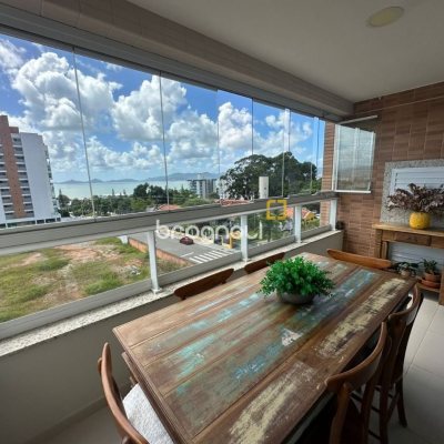 Apartamento com 94m², 3 quartos (sendo 1 suíte), 2 garagens, no bairro Jardim Atlântico em Florianópolis