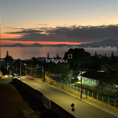 Apartamento com 94m², 3 quartos (sendo 1 suíte), 2 garagens, no bairro Jardim Atlântico em Florianópolis