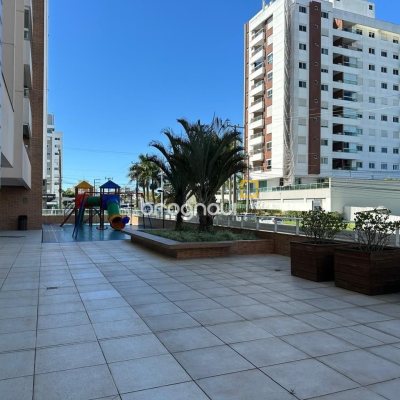 Apartamento com 94m², 3 quartos (sendo 1 suíte), 2 garagens, no bairro Jardim Atlântico em Florianópolis