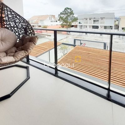 Casa com 123m², 3 quartos (sendo 1 suíte), 2 garagens, no bairro Campeche em Florianópolis