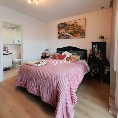 Casa com 123m², 3 quartos (sendo 1 suíte), 2 garagens, no bairro Campeche em Florianópolis
