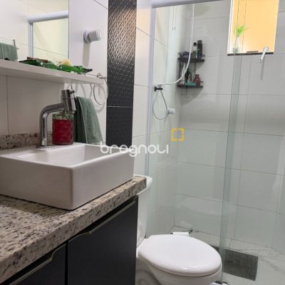 Apartamento com 61m², 2 quartos (sendo 1 suíte), 1 garagem, no bairro Ingleses em Florianópolis