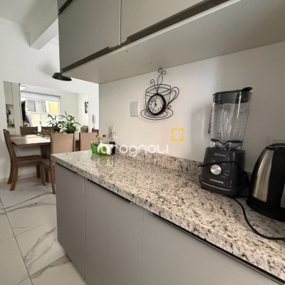 Apartamento com 61m², 2 quartos (sendo 1 suíte), 1 garagem, no bairro Ingleses em Florianópolis