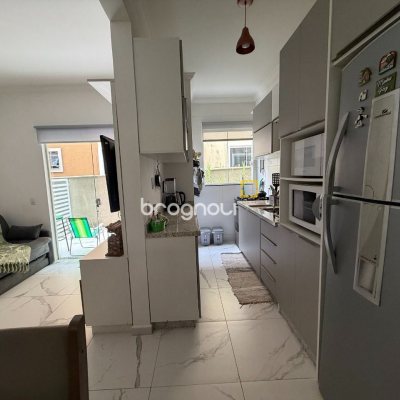 Apartamento com 61m², 2 quartos (sendo 1 suíte), 1 garagem, no bairro Ingleses em Florianópolis